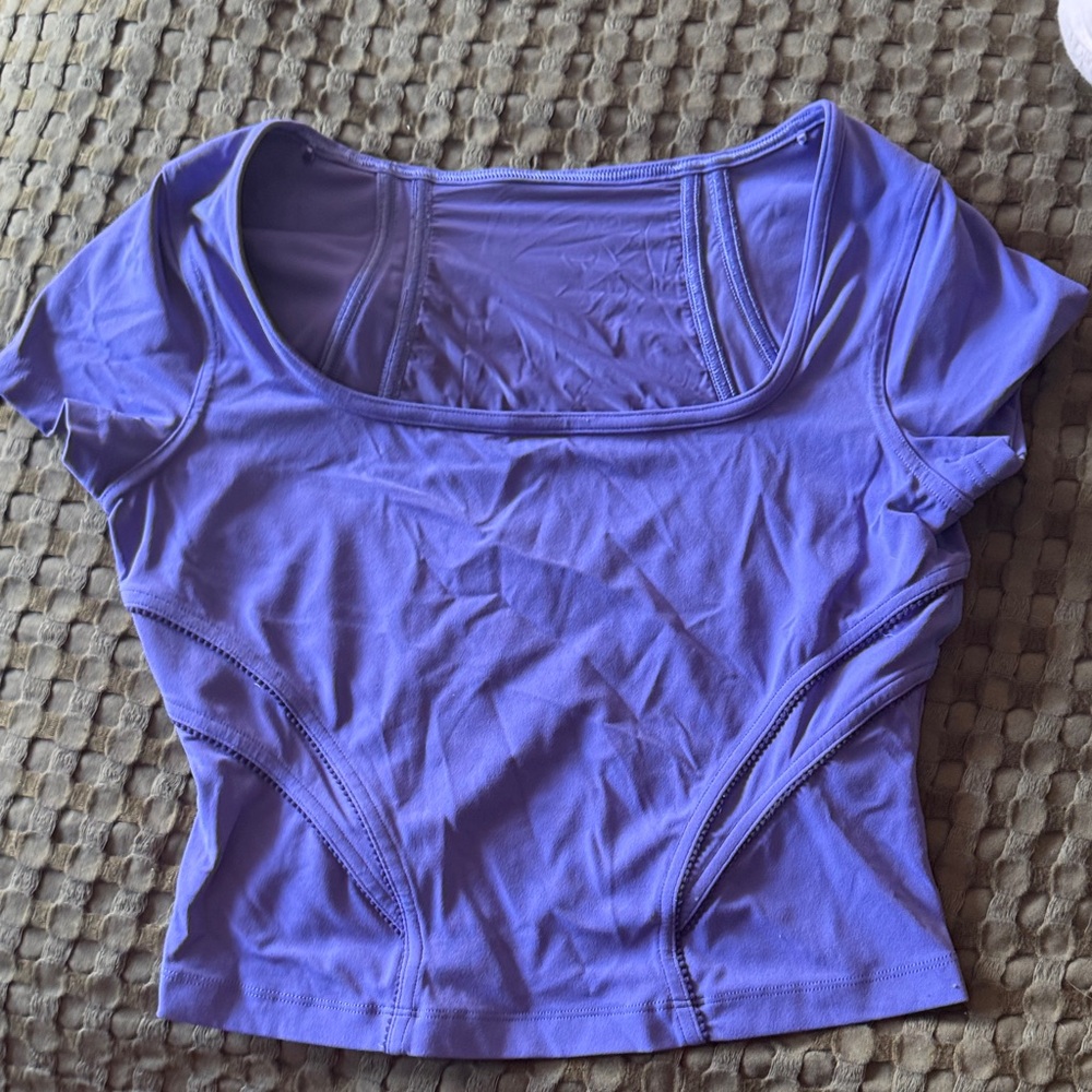 LULULEMON Short Sleeve Scoop Neck Top